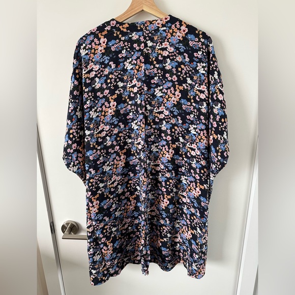 Aritzia Kimono Blue Floral Print Size (S/M) - Picture 2 of 2